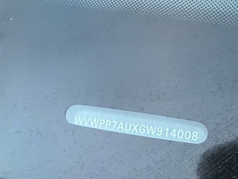 Used 2016 Volkswagen e-Golf SEL Premium w/ Driver Assistance Package image 21