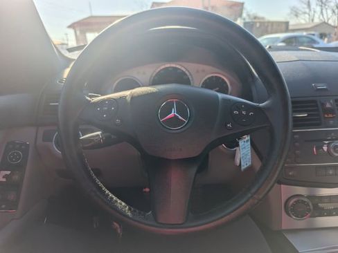 Used 2008 Mercedes-Benz C 300 4MATIC Sedan image 10