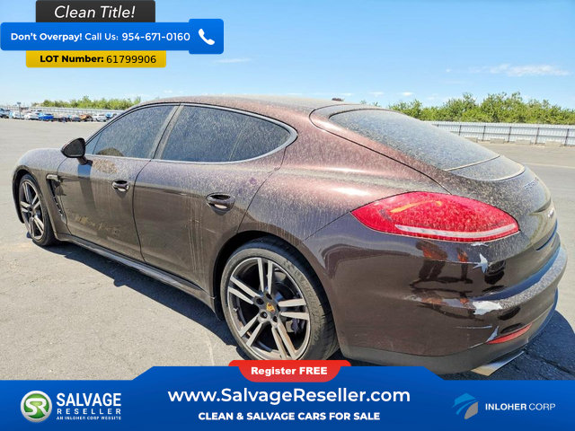 Used 2014 Porsche Panamera RWD image 3