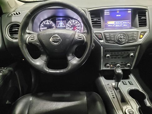 Used 2017 Nissan Pathfinder SL w/ SL Premium Package AWD/4WD image 22
