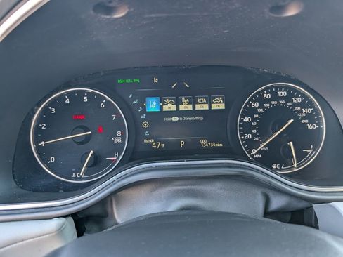 Used 2019 Toyota Avalon Touring w/ Advanced Safety Package image 18