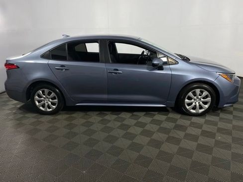 Used 2023 Toyota Corolla LE FWD image 10