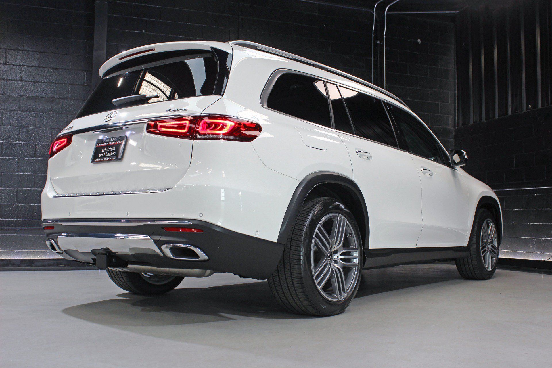 Used 2023 Mercedes-Benz GLS 450 4MATIC image 96