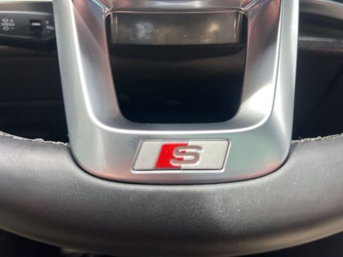 Used 2023 Audi SQ7 Prestige AWD/4WD image 30