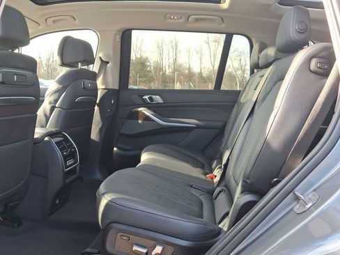 Used 2023 BMW X7 xDrive40i image 26