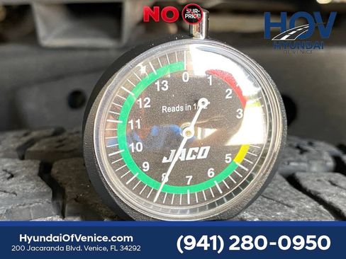 Used 2013 Nissan Titan PRO-4X AWD/4WD image 34