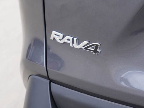 Used 2023 Toyota RAV4 LE image 9