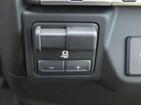 New 2026 GMC Sierra 2500 Pro image 9