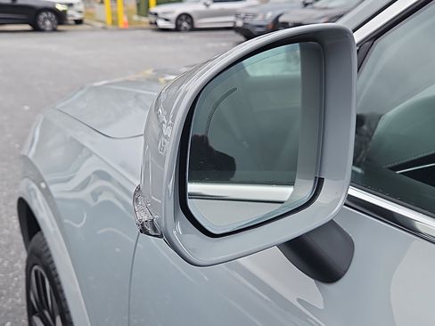 New 2026 Volvo XC90 B6 Plus w/ Protection Package Premier image 14