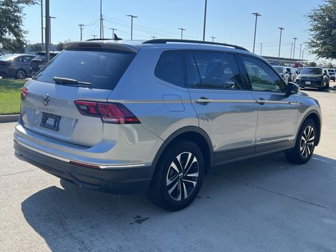 Used 2024 Volkswagen Tiguan S FWD image 9