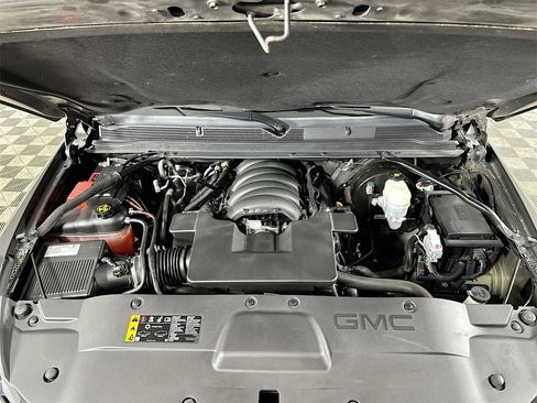 Used 2020 GMC Yukon SLT w/ HD Trailering Package image 39