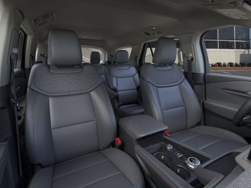 New 2026 Ford Explorer Active w/ Active Comfort Package RWD image 10