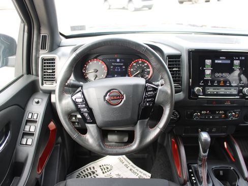 Certified 2022 Nissan Frontier PRO-4X w/ Technology Package AWD/4WD image 17