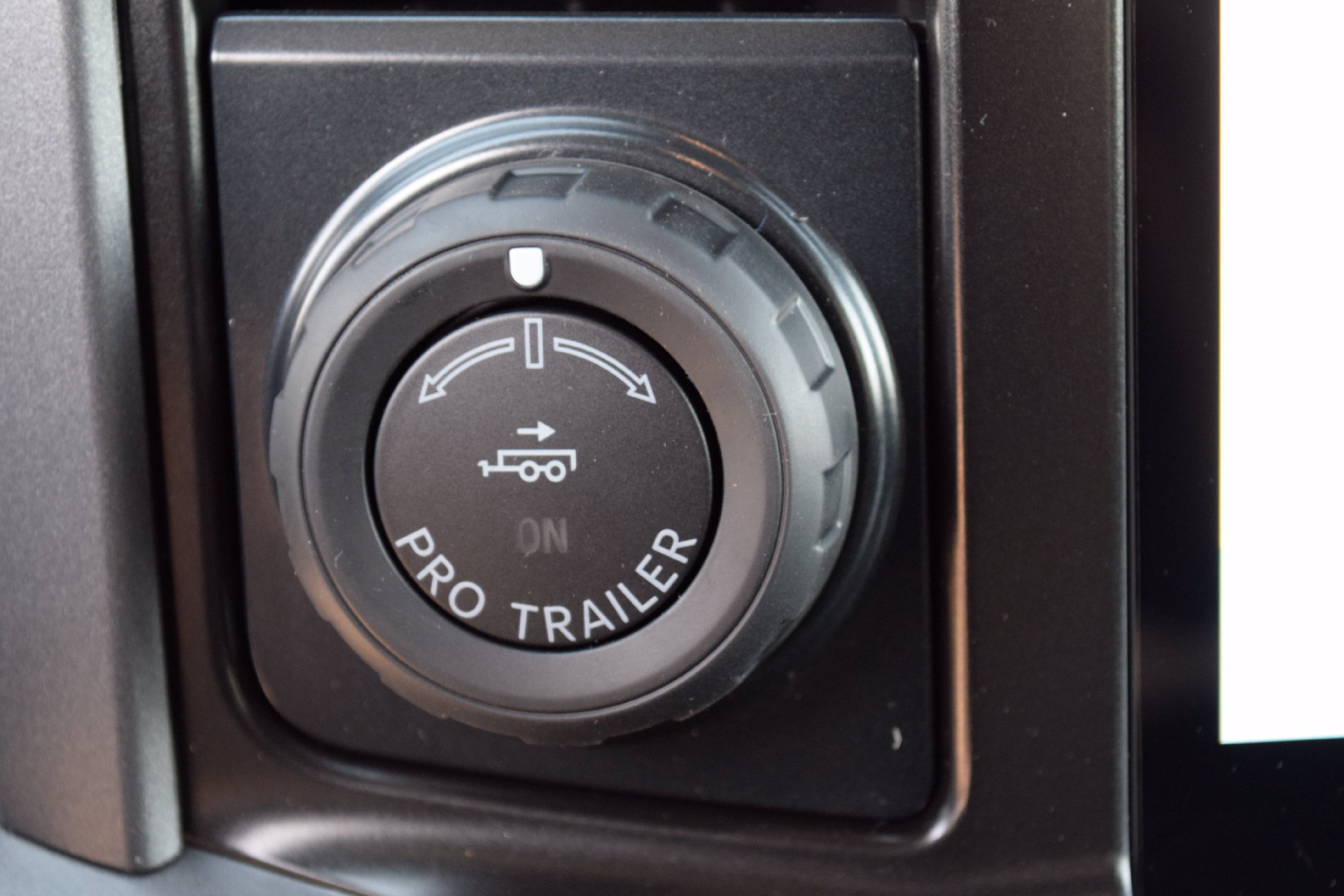 New 2026 Ford F150 XLT w/ Equipment Group 302A MID RWD image 11