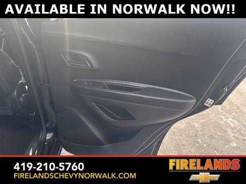 Certified 2022 Chevrolet Trax LT w/ Driver Confidence Package image 54