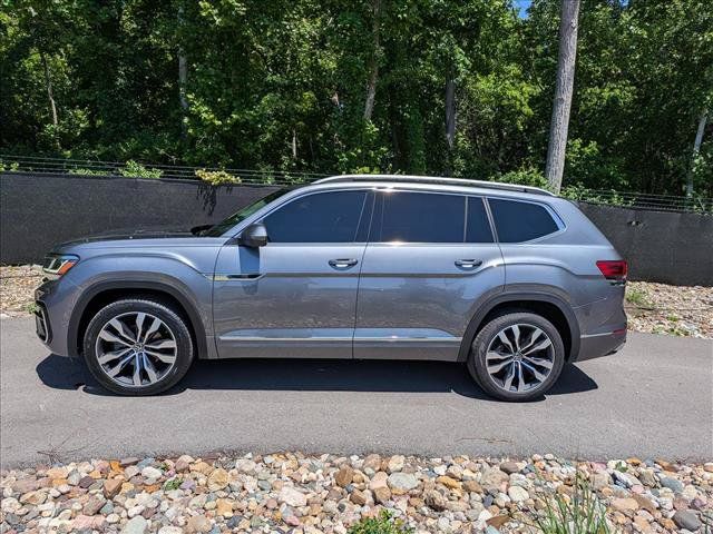 Used 2021 Volkswagen Atlas SEL Premium AWD/4WD image 2