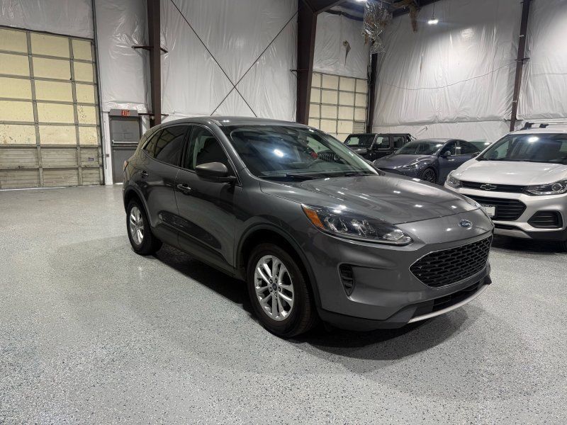Used 2022 Ford Escape SE FWD image 8
