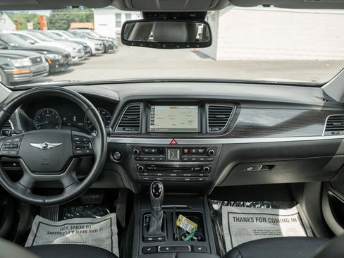 Used 2017 Genesis G80 3.8 AWD/4WD image 13