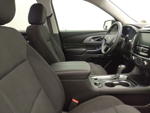 Used 2019 Chevrolet Traverse LS image 21