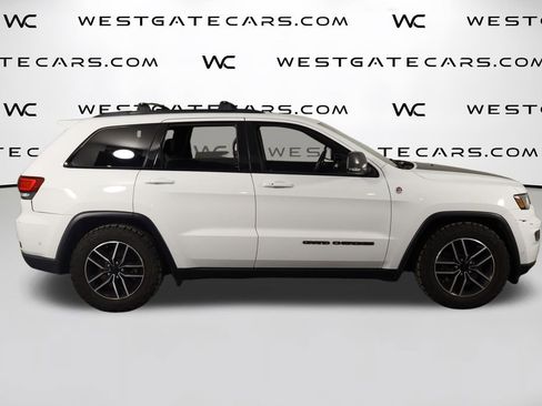 Used 2021 Jeep Grand Cherokee Trailhawk w/ Trailhawk Luxury Group AWD/4WD image 52