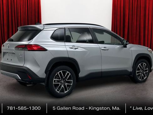 New 2026 Toyota Corolla Cross XLE w/ Convenience Package image 5