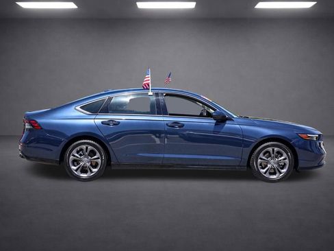 Used 2024 Honda Accord EX-L image 3
