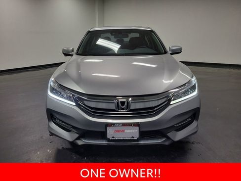 Used 2016 Honda Accord Touring image 3