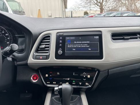 Used 2022 Honda HR-V EX-L image 19