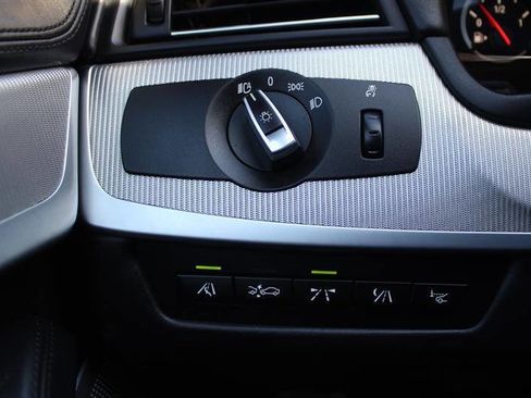 Used 2013 BMW M5 RWD image 18