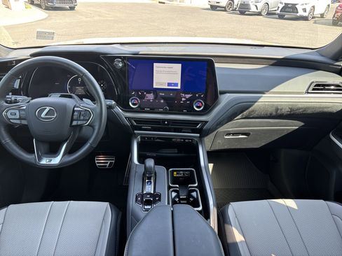 Certified 2025 Lexus TX 500h AWD image 27