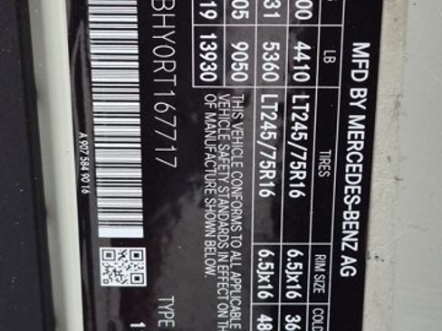 Used 2024 Mercedes-Benz Sprinter 2500 image 24