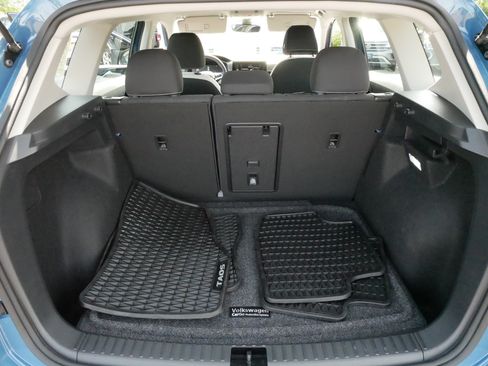 Certified 2025 Volkswagen Taos S AWD/4WD image 18