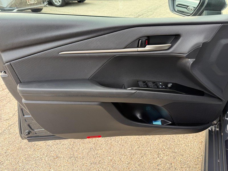 Used 2025 Toyota Camry SE w/ Multimedia Upgrade Package FWD image 19