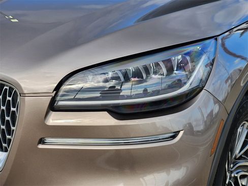 Used 2021 Lincoln Aviator 2WD image 9