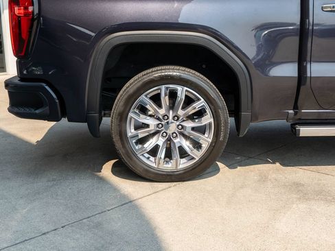 Used 2022 GMC Sierra 1500 Denali w/ Denali Reserve Package AWD/4WD image 38