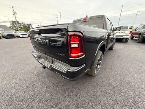 New 2026 RAM 1500 Big Horn AWD/4WD image 5