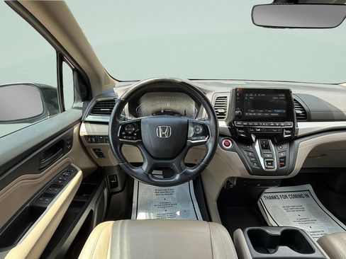 Used 2019 Honda Odyssey Touring image 12