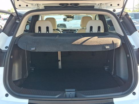 Used 2023 Buick Encore GX Preferred w/ Cold Weather Comfort Package AWD/4WD image 27