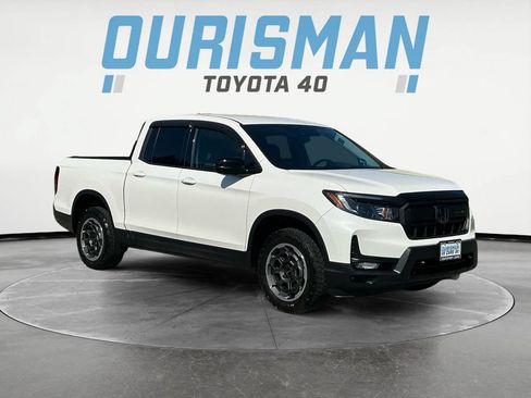 Used 2024 Honda Ridgeline Sport image 1