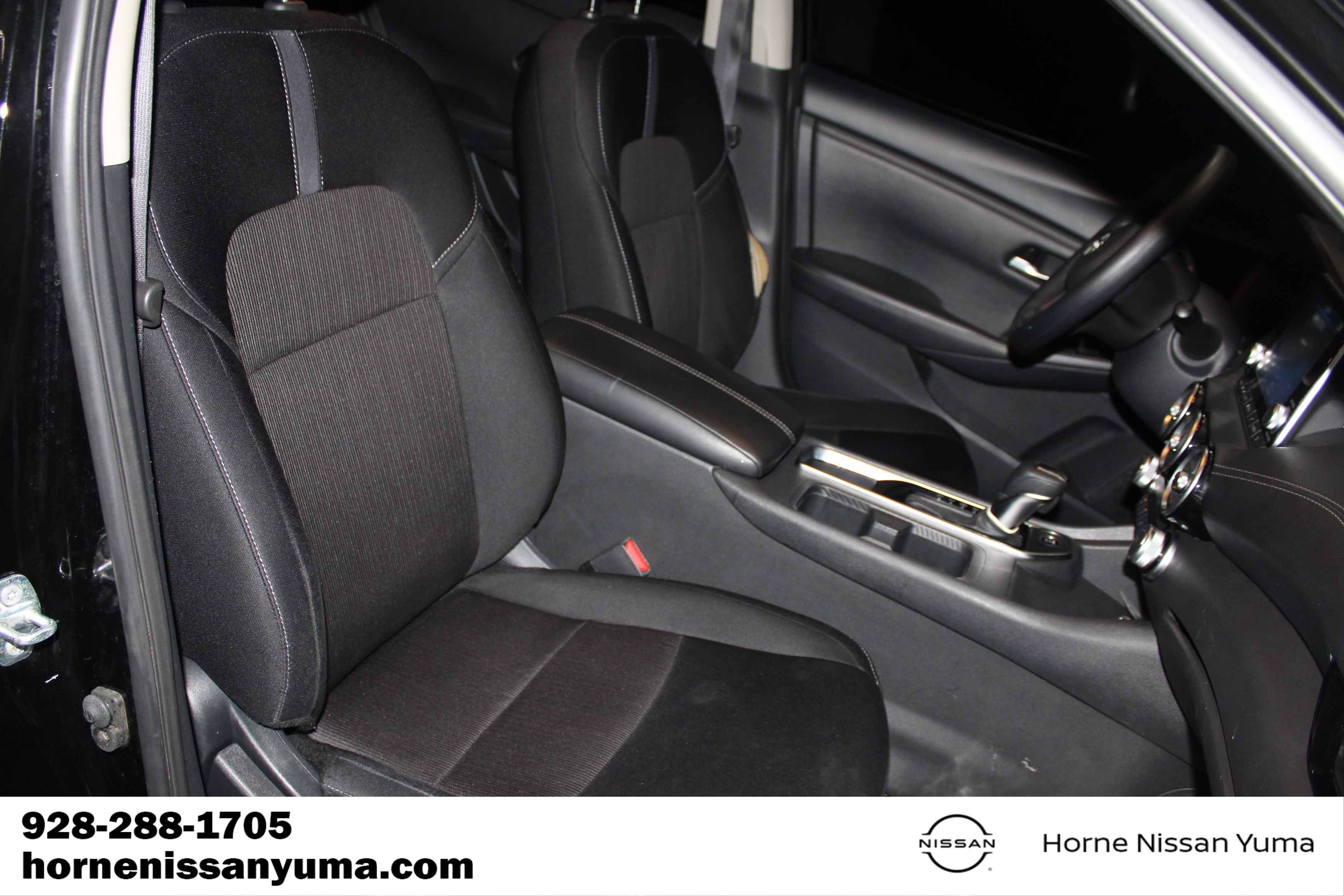 Used 2024 Nissan Sentra SV FWD image 6