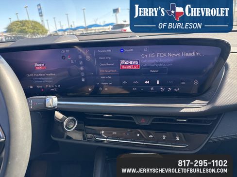 Used 2025 Buick Envision Preferred image 13