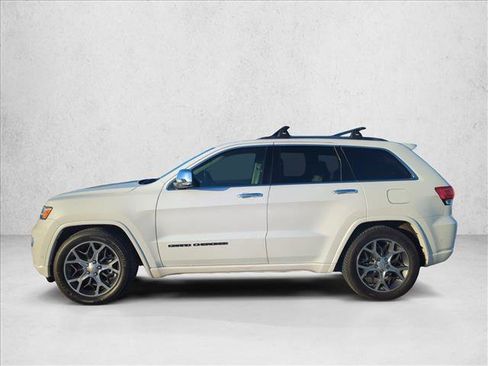 Used 2020 Jeep Grand Cherokee Overland AWD/4WD image 5