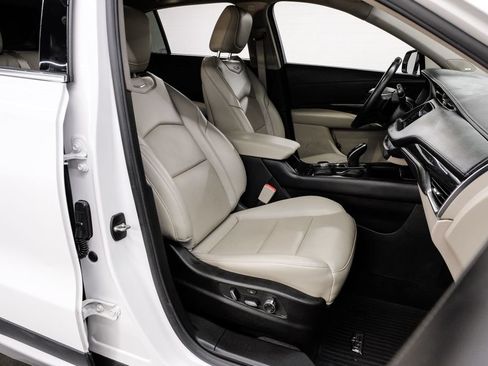 Used 2021 Cadillac XT4 Premium Luxury FWD image 39