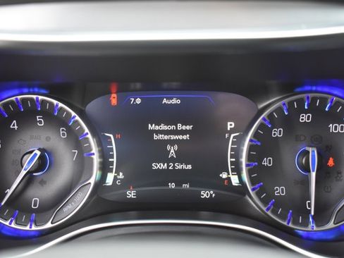 New 2026 Chrysler Pacifica Limited image 25