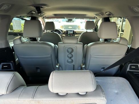 Used 2024 Honda Odyssey EX-L image 25