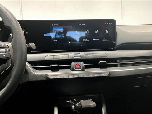 New 2025 Kia K4 LXS image 15