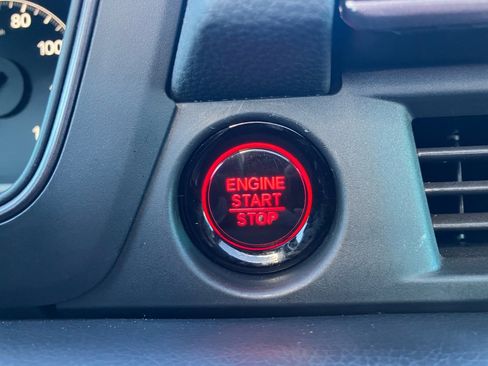 Certified 2024 Honda Pilot TrailSport image 24