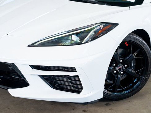 Used 2021 Chevrolet Corvette Stingray Preferred Conv w/ Battery Protection Package RWD image 3