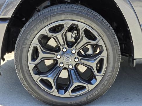 Certified 2022 RAM 1500 Limited AWD/4WD image 14