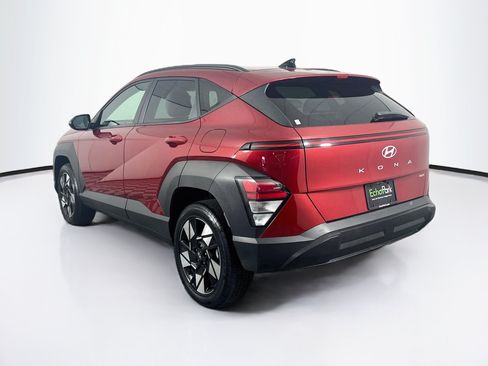 Used 2024 Hyundai Kona SEL AWD/4WD image 5